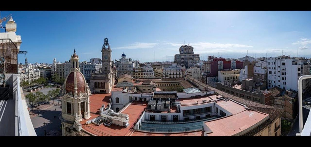 Atico De Lujo Apartment Valencia Exterior photo